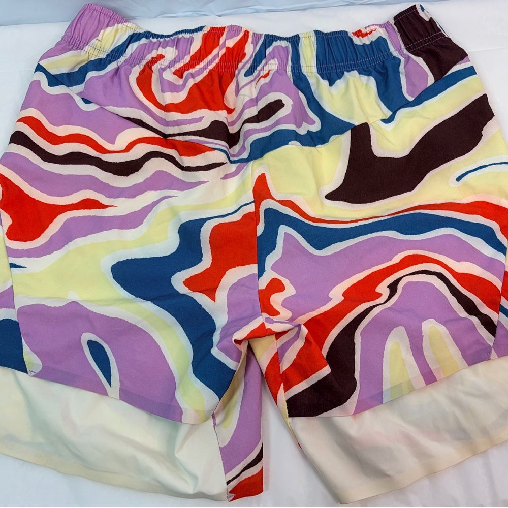 Nike Multicolor Abstract Men's Athletic Shorts - Picture 2 of 4